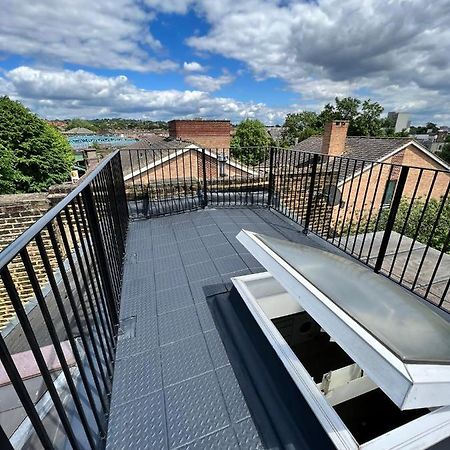 Lovely 2 Bedroom Flat With Roof Terrace In London Nw6 Dış mekan fotoğraf
