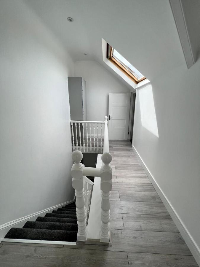 Lovely 2 Bedroom Flat With Roof Terrace In London Nw6 Dış mekan fotoğraf