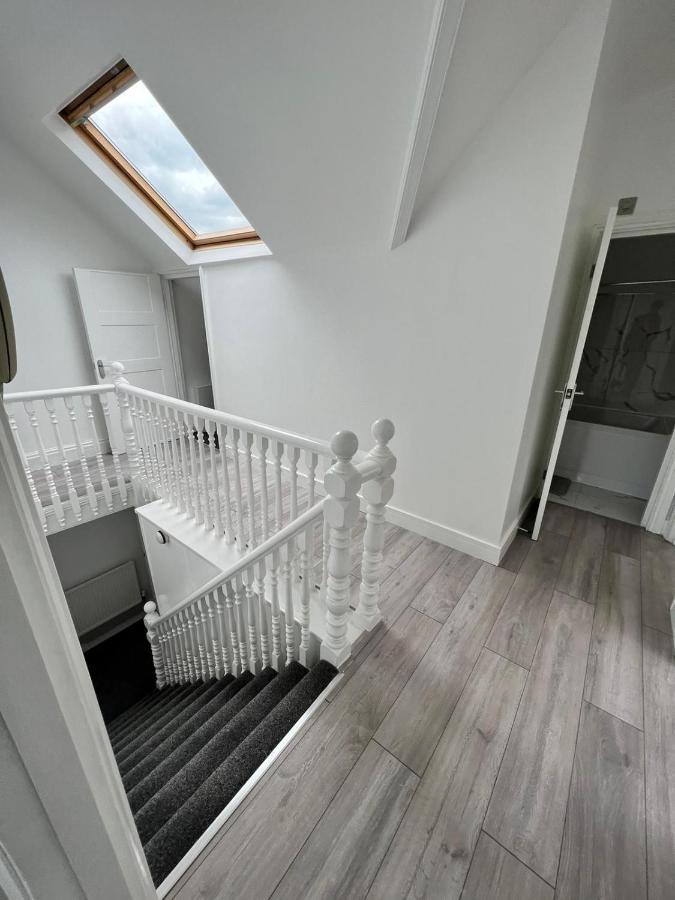 Lovely 2 Bedroom Flat With Roof Terrace In London Nw6 Dış mekan fotoğraf